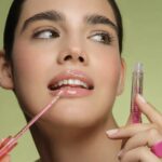 ⁦شو باي باستل ملمع شفاه شفاف لوموس من باستل⁩ - الصورة ⁦3⁩