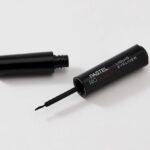 ⁦بروفشنال كحل سائل اسود من باستل⁩ - الصورة ⁦2⁩