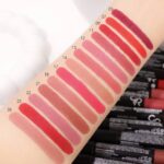 ⁦جولدن روز أحمر شفاة قلم كراون مطفي⁩ - الصورة ⁦3⁩