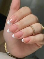 أظافر صناعية مع اللصق + مبرد